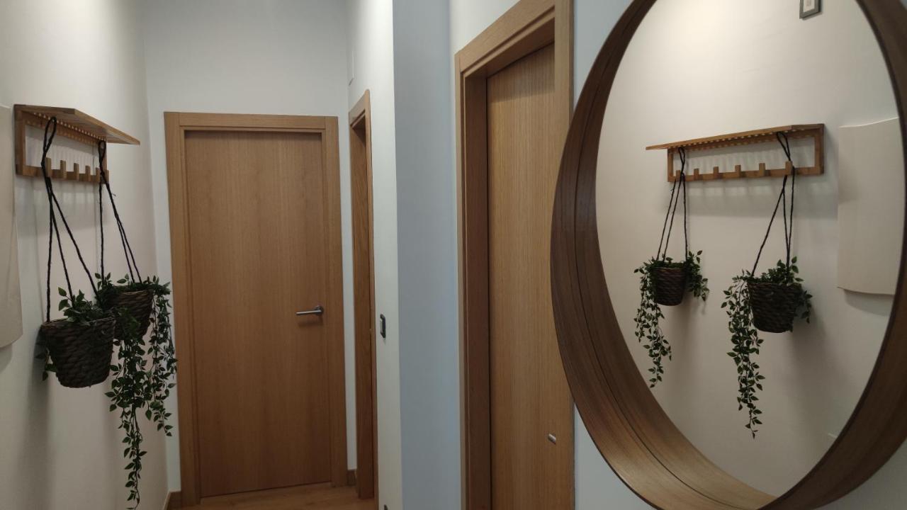 Unique Apartment In Malaga City Center With Pool ภายนอก รูปภาพ