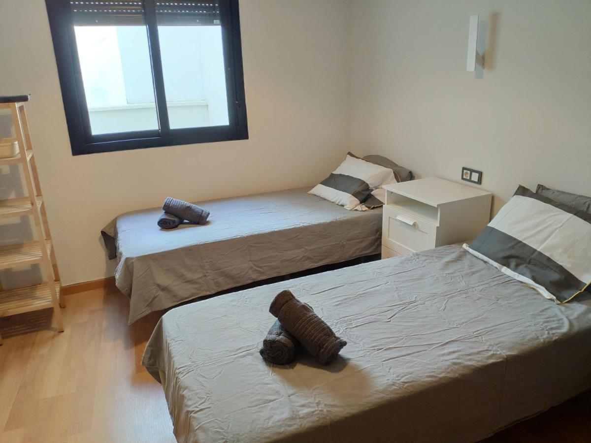 Unique Apartment In Malaga City Center With Pool ภายนอก รูปภาพ